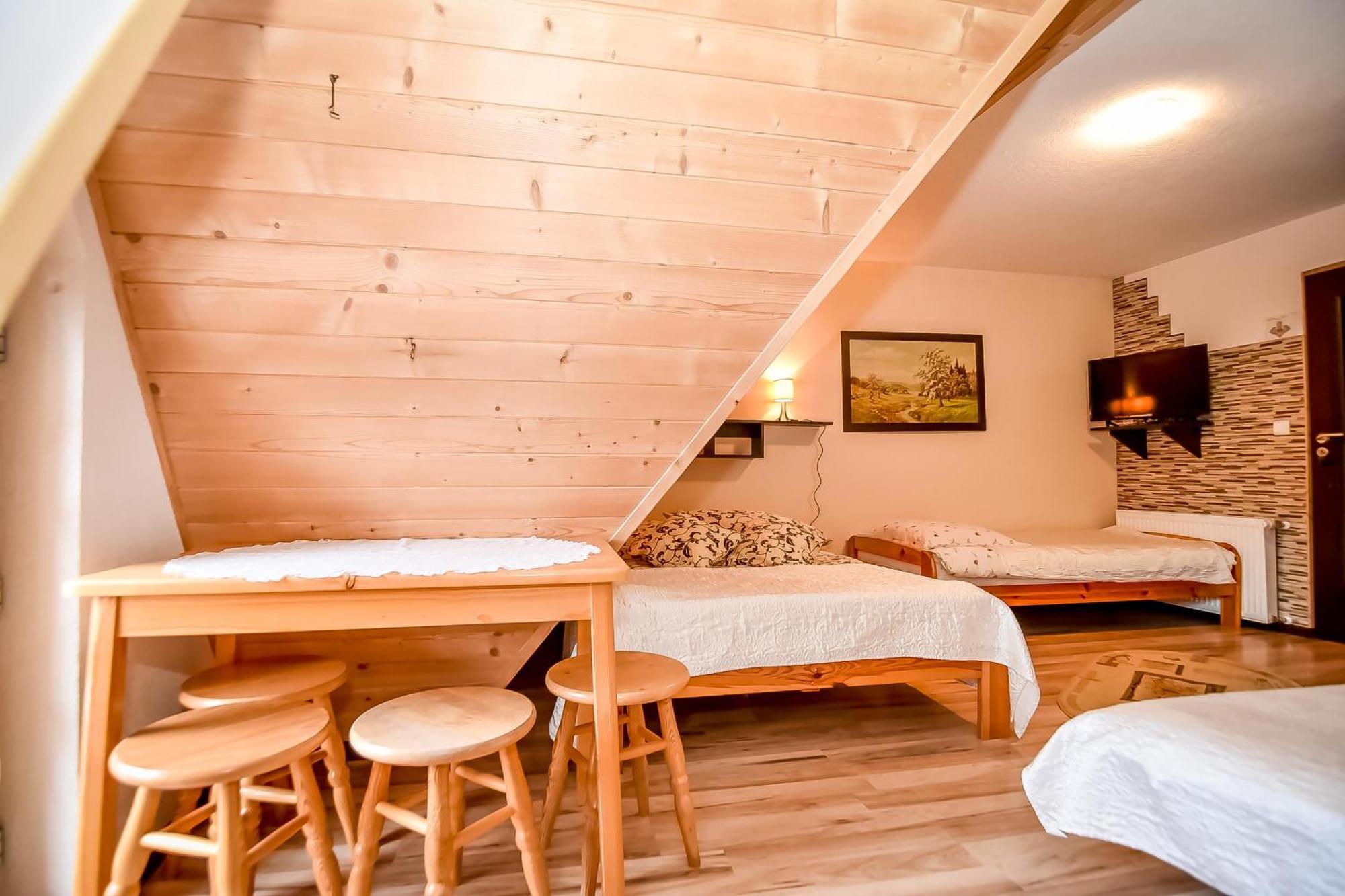 Ciukrowa Chatka Sauna & Jacuzzi 波罗宁 外观 照片