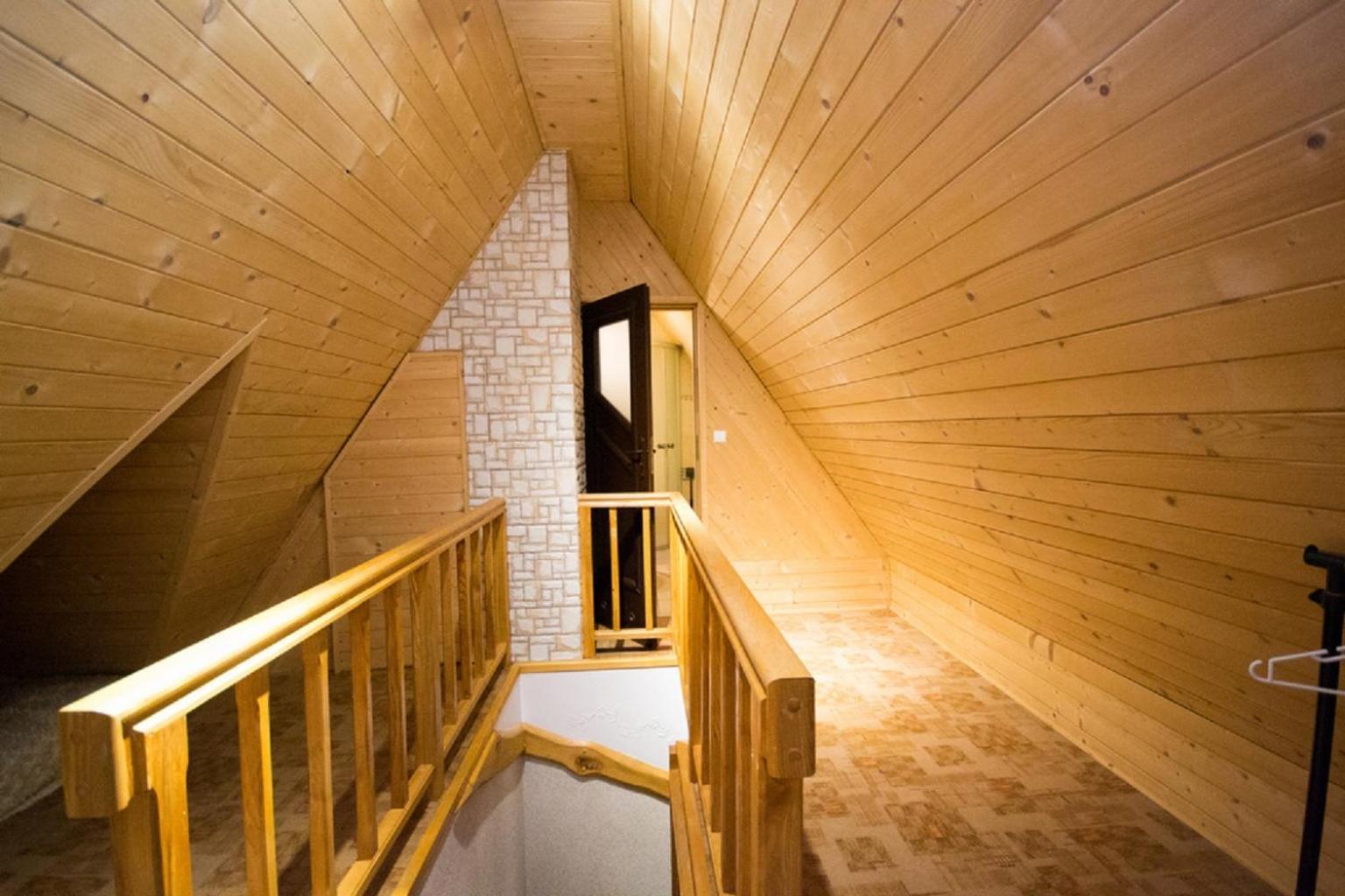Ciukrowa Chatka Sauna & Jacuzzi 波罗宁 外观 照片
